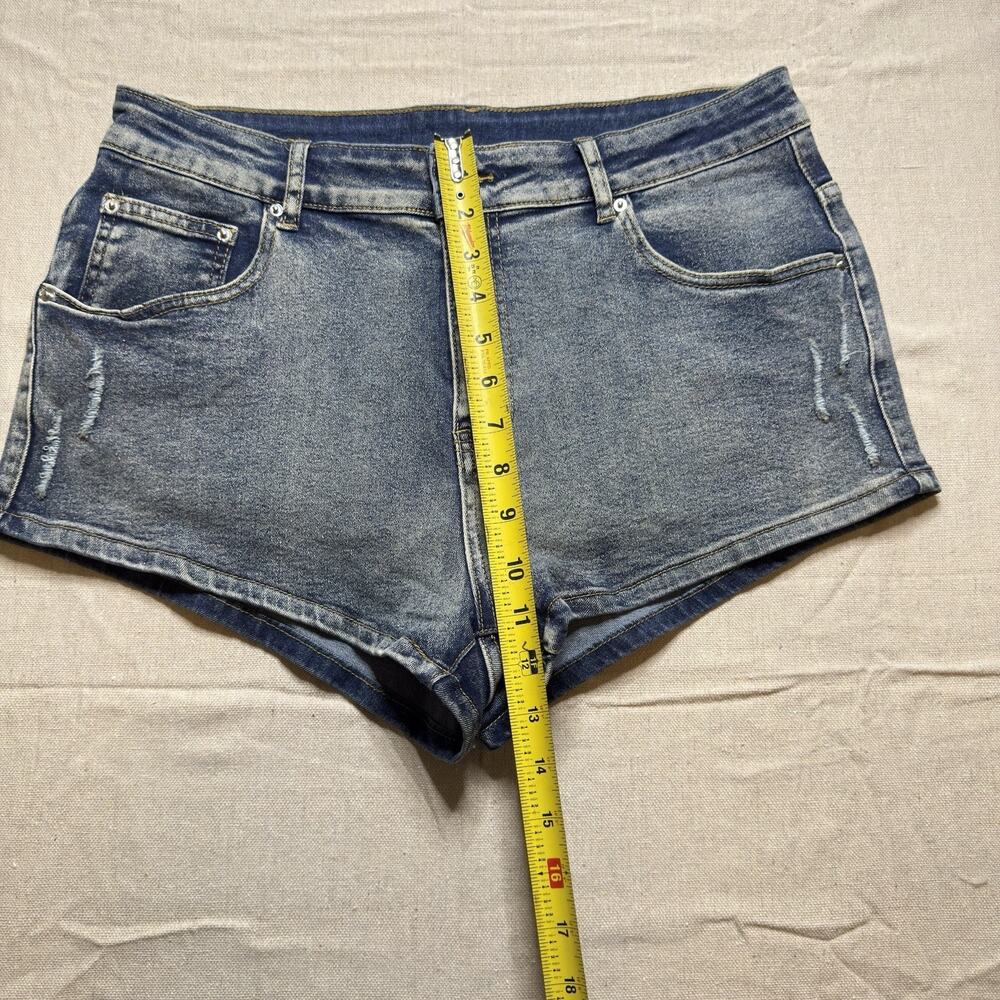 ROMWE Womens 1XL Denim Shorts NWT Blue Star Applique Y2K Festival Stretch - Picture 10 of 11